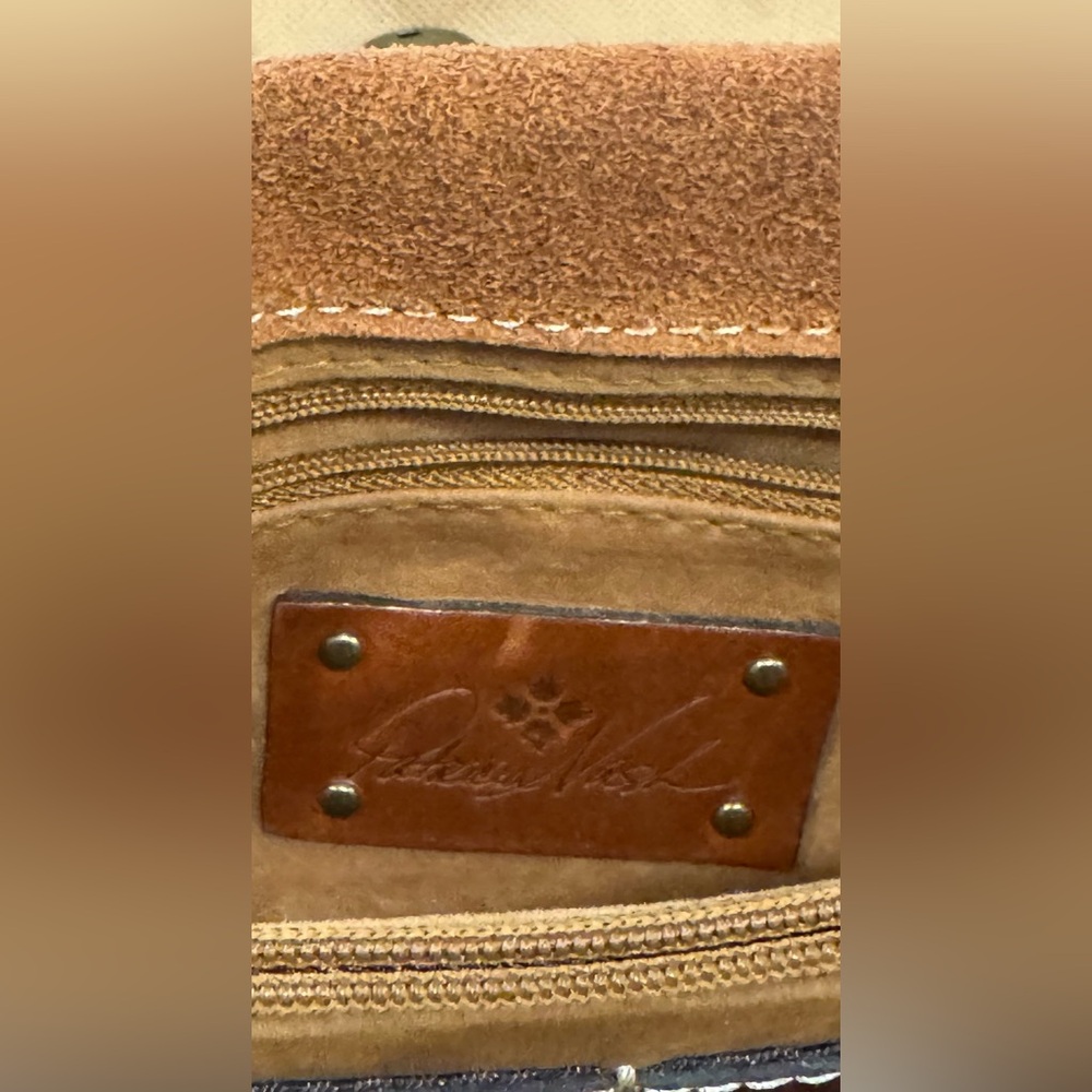 Patricia Nash Laurentina Crossbody - Picture 7 of 12